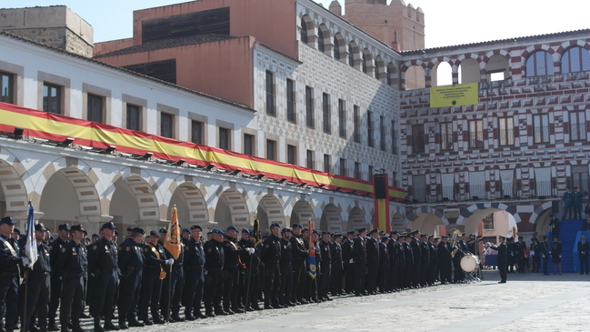 Sindicatos policiales critican el ''elevadísimo y desconocido'' coste de la celebración del Día de la Policía en Badajoz