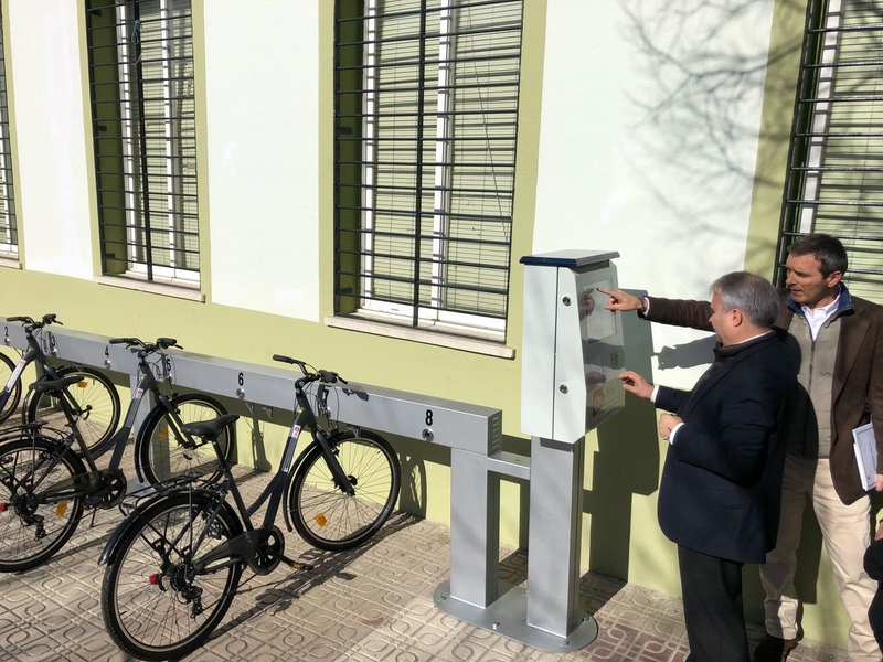 El Sistema Público de Bicicletas estrena nueva parada en la Barriada de Llera
