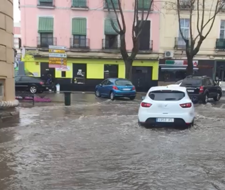 Cs Badajoz denuncia que la lluvia de estos días pone en evidencia ''la falta de mantenimiento'' 