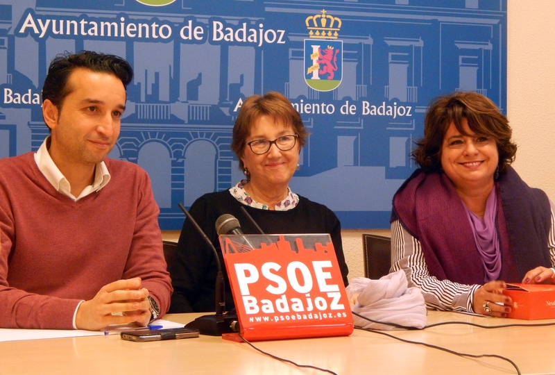 El PSOE critica que el Ayuntamiento de Badajoz es ''de los pocos'' que no tienen una concejalía de Igualdad