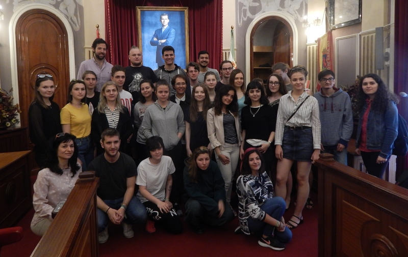El ayuntamiento da la bienvenida a los estudiantes Erasmus+ de la UEx