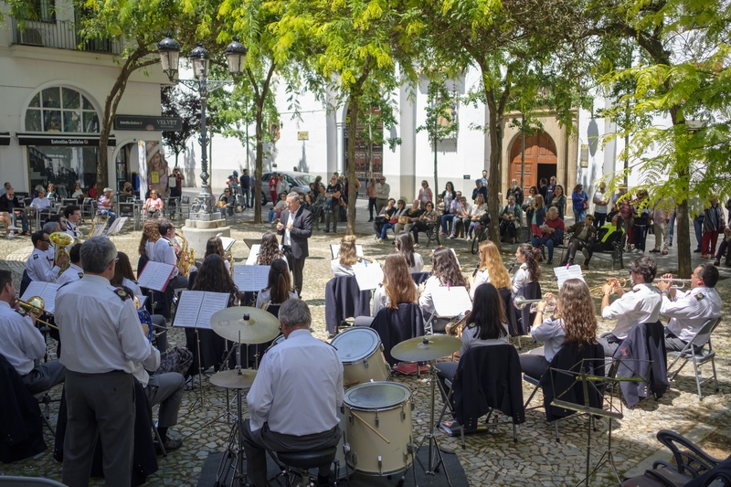 'Música en la calle' reunió a más de cien músicos el pasado sábado en el centro de Badajoz 