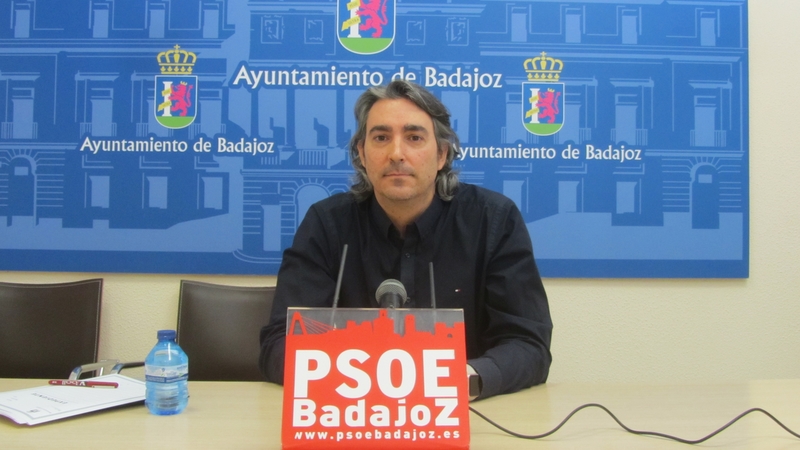 El PSOE denuncia que los trabajadores de la FMD sean ''ninguneados'' por el equipo de Gobierno