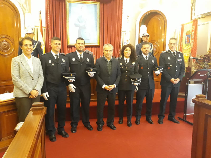 Cuatro nuevos oficiales de la Policía Local de Badajoz toman posesión en el Ayuntamiento 