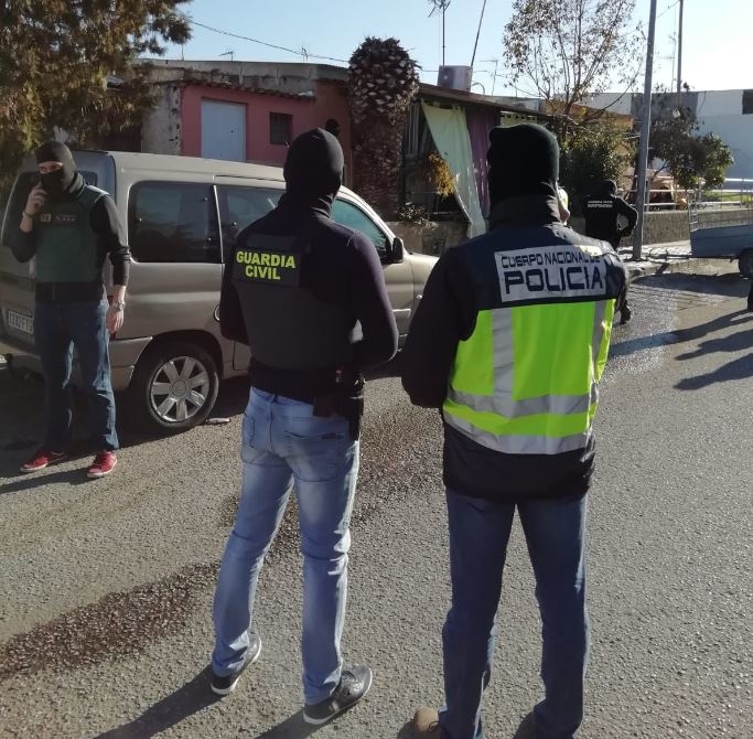 Detenidos los 7 integrantes de un grupo criminal dedicado al cultivo y tráfico de drogas en Badajoz