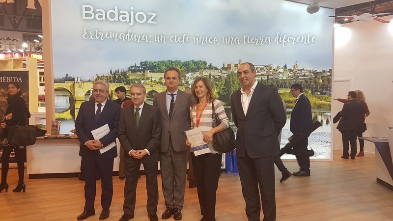 Badajoz, Elvas y Campo Maior fomentan la gastronomía y el patrimonio de España y Portugal en FITUR 