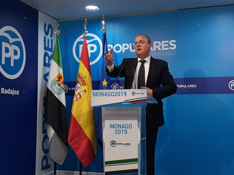 Monago denuncia que los Presupuestos Generales resten inversión en la Alcazaba de Badajoz o en el desdoblamiento de la carretera de Sevilla