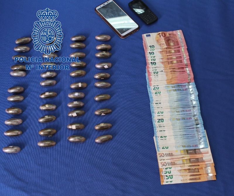 Detenida una mujer embarazada con 43 óvulos de hachís en su organismo 