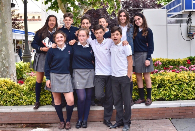 El colegio Maristas gana el Concurso Escolar ''Está en los libros''