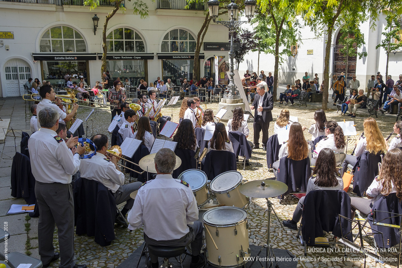 Los músicos toman las calles de Badajoz con motivo del 36 Festival Ibérico de Música