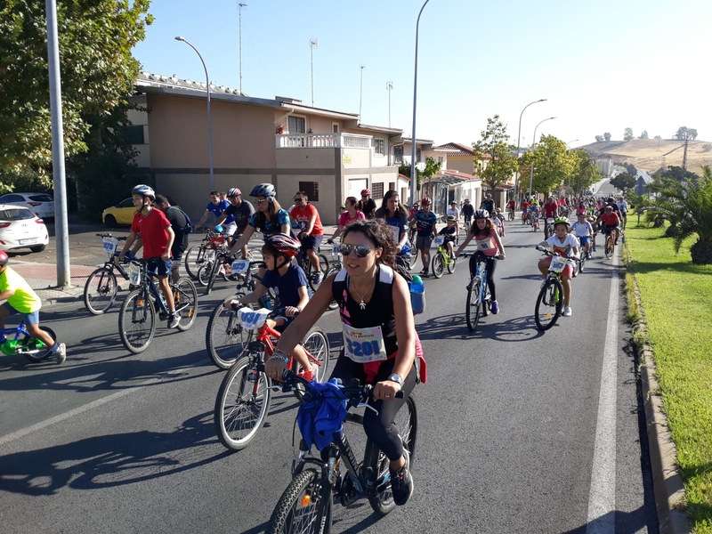 Más de 5.000 personas participaron en el Día de la Bicicleta