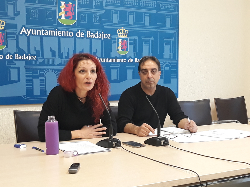 Unidas Podemos insiste en el ''mal estado'' de las aceras y calzadas de Badajoz