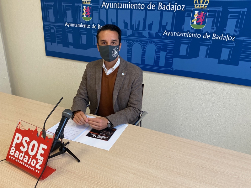 Cabezas denuncia ''precariedad y menosprecio'' a la Banda Municipal de Música de Badajoz
