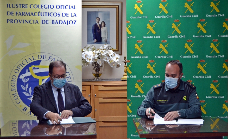 La Guardia Civil y el Colegio Oficial de Farmacéuticos de Badajoz firman un convenio de procedimientos operativos 