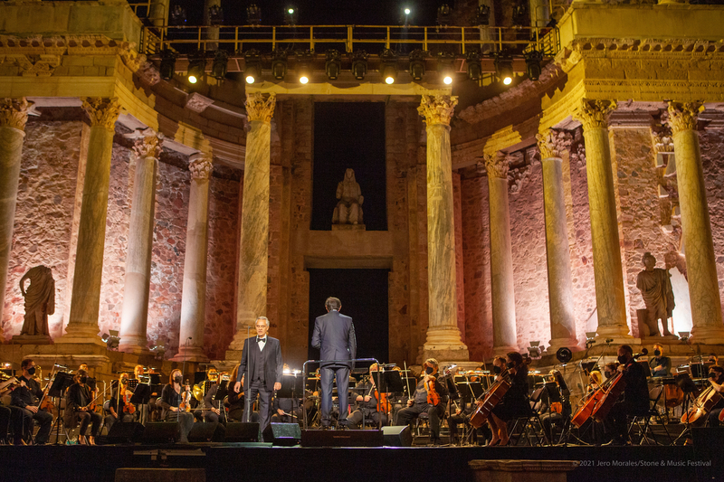 Bocelli y Stone&Music Festival deslumbran en la Noche del Patrimonio en Mérida 