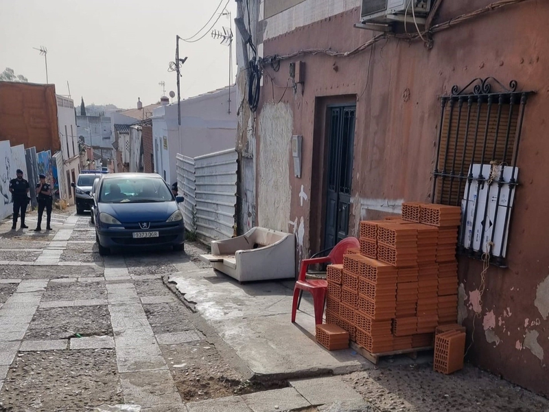 La Policía Local de Badajoz contabiliza 161 denuncias por infracciones relacionadas con la limpieza viaria en 2022