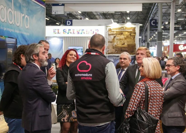 Vélez pedirá que el pleno del ayuntamiento solicite la dimisión del Director General de Turismo al ver cómo ha tratado a Badajoz en FITUR