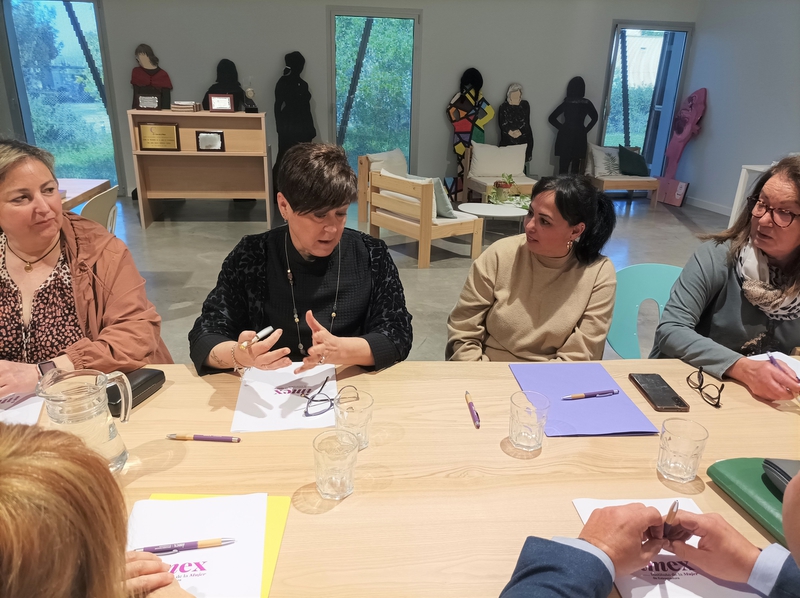 El IMEX y el Colegio de Abogados de Badajoz ponen en marcha cinco oficinas de asistencia jurídica previa a víctimas de violencia de género