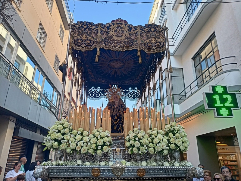 Badajoz arropa con gran devoción a su patrona la Virgen de la Soledad