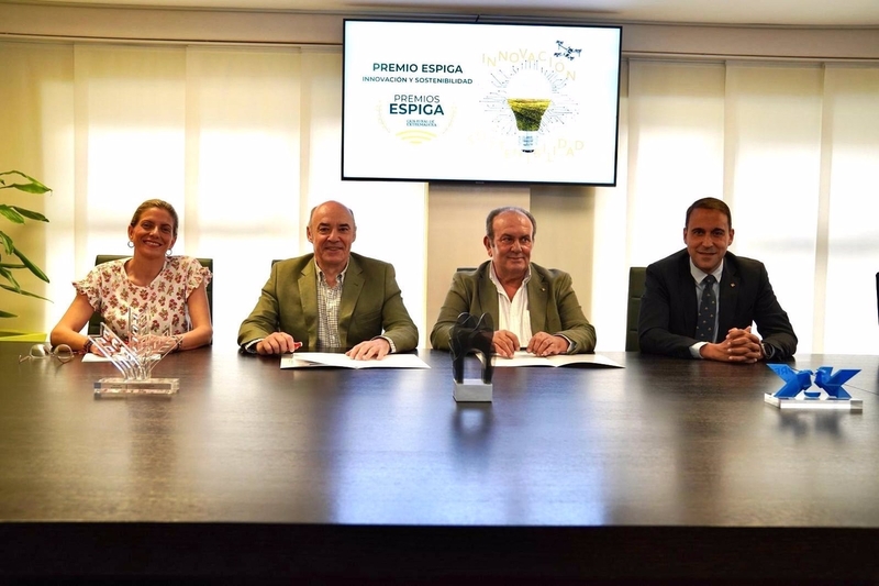 Caja Rural de Extremadura y la Cámara de Comercio de Badajoz ponen en marcha unos Premios de Innovación y Sostenibilidad
