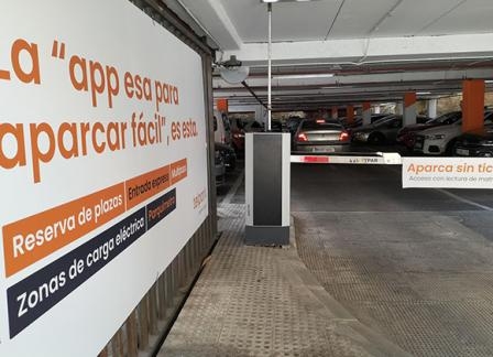 Renovado el acuerdo entre el Ayuntamiento de Badajoz y Telpark para facilitar el aparcamiento en San Antón y Menacho