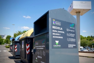La ciudad de Badajoz suma 30 contenedores más destinados al textil y calzado usado