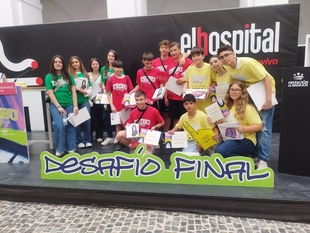 El IES Bárbara de Braganza de Badajoz gana el evento 'Tribu Challenge', que acerca a los alumnos la gestión tributaria