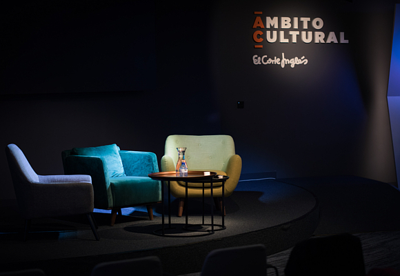 Vanessa Cordero y Adrián Prieto compartirán su obra y motivaciones personales en un espacio literario en Badajoz