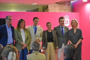 El Censyra recibe durante la Feria del Toro y el Caballo en Badajoz un reconocimiento por su trabajo en el sector equino