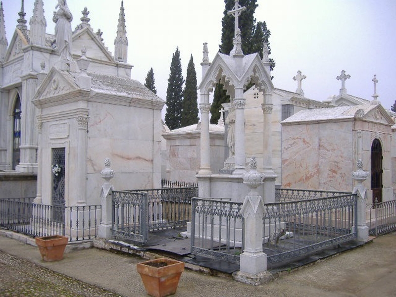 El PSOE local de Badajoz pide que se solicite la declaración de Bien de Interés Cultural para el Cementerio Viejo