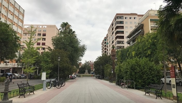 La avenida de Huelva en Badajoz se convertirá en plataforma única con una inversión municipal de 700.000 euros