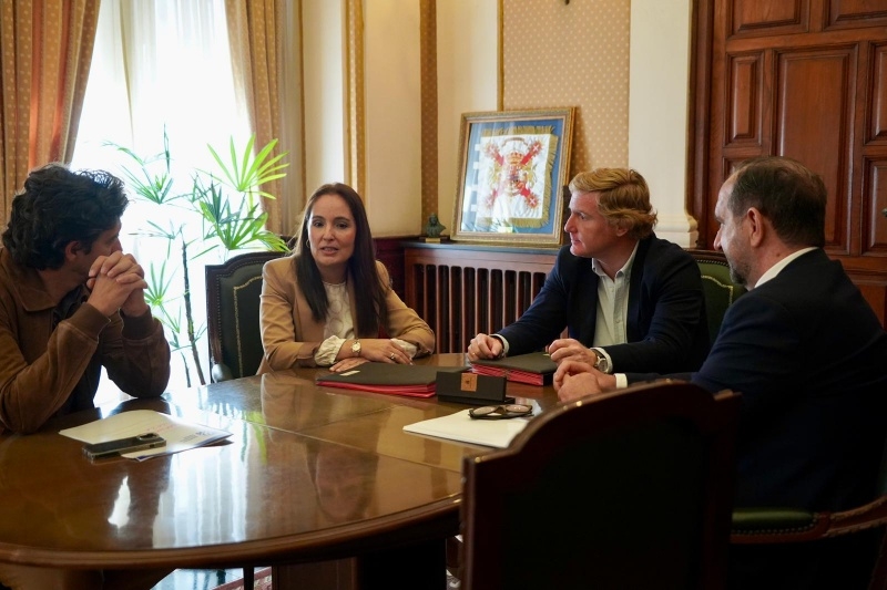 AECOC y Badajoz llegan a un acuerdo para poner en marcha un nuevo modelo de distribución urbana de mercancías más eficiente, sostenible y competitivo