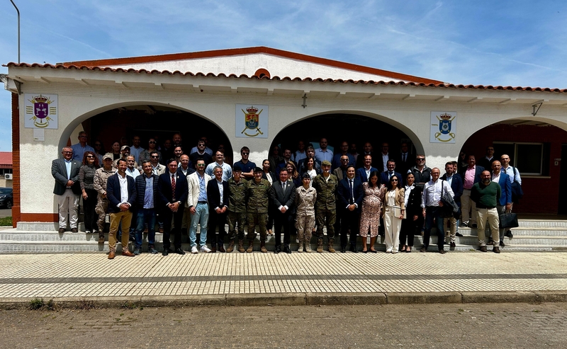 Extremadura refuerza las oportunidades empresariales y de empleo vinculadas al sector de la defensa 