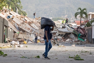 El Ayuntamiento se suma al minuto de silencio convocado por la FEMP en recuerdo de las víctimas de los terremotos de Venezuela